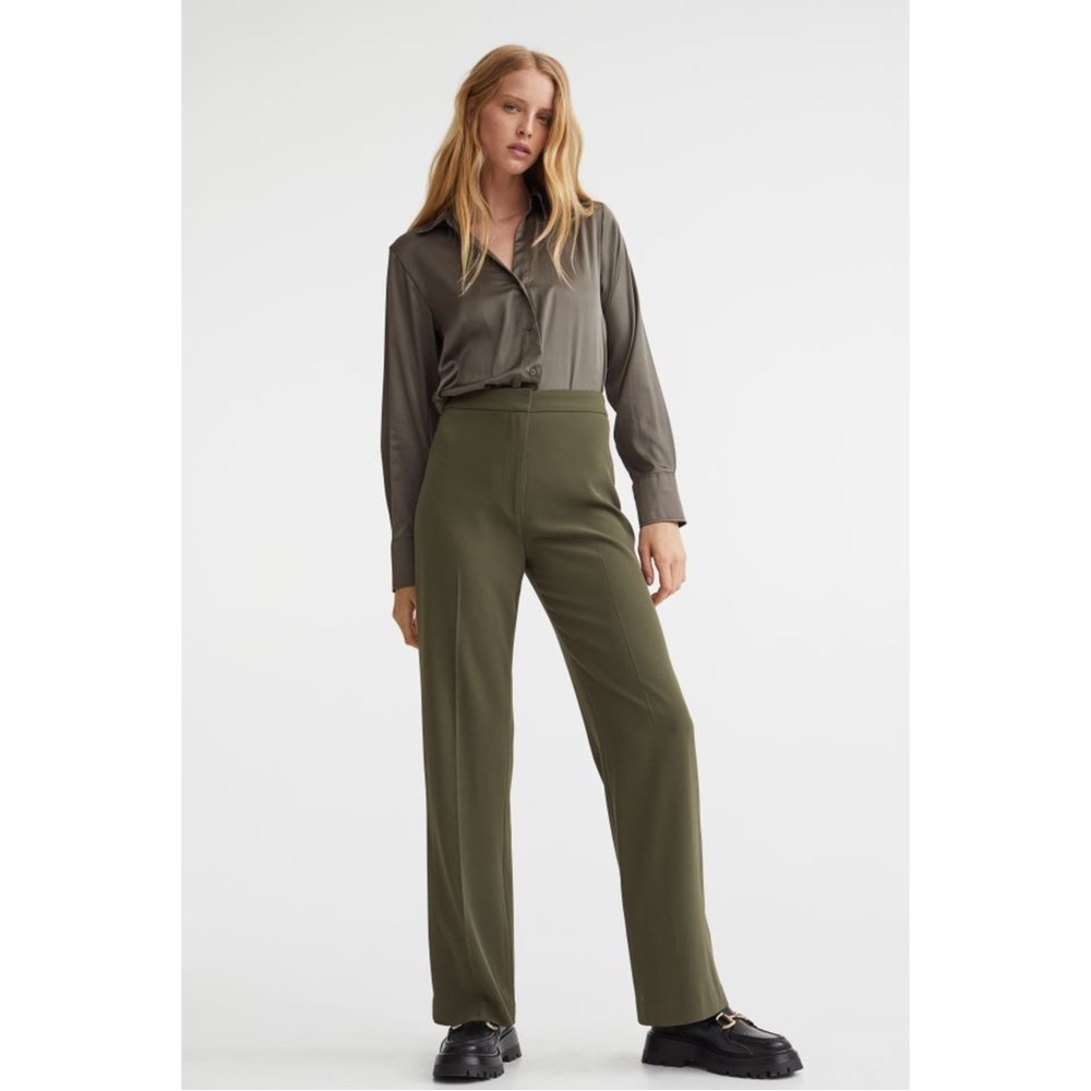 Wide leg high waisted trousers
